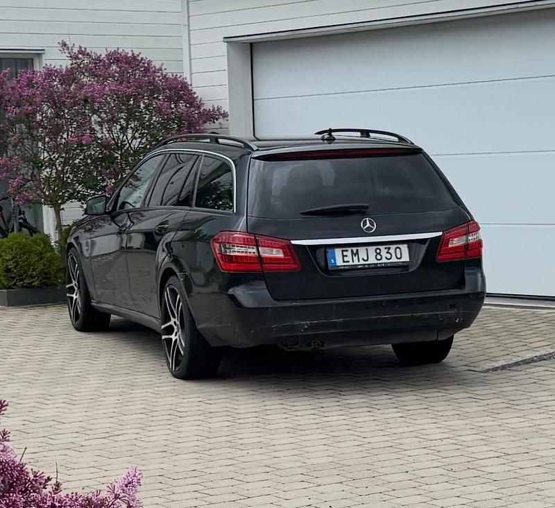 Begagnad Mercedes E220 170 HK (125 kW) 2011