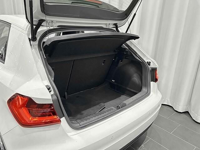 Begagnad Audi A1 Sportback Proline 110 HK (80 kW) 2022 Cortinavit Halvkombi
