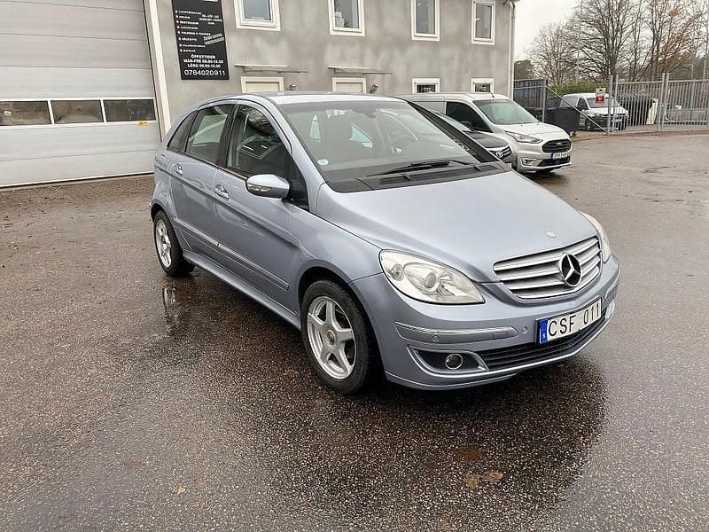 Begagnad Mercedes B170 116 HK (85 kW) 2005 Blå Minibuss