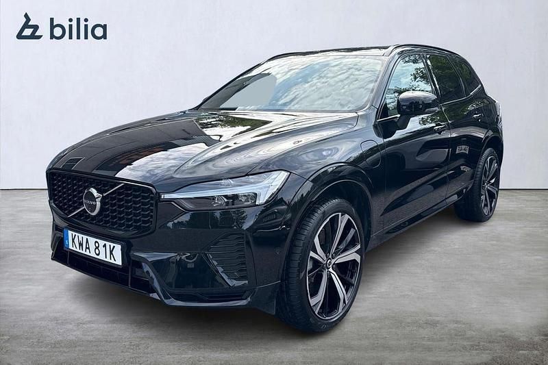 Svart Begagnad 2025 Volvo XC60 Plus SUV | 649 000 kr - Bild 1/3
