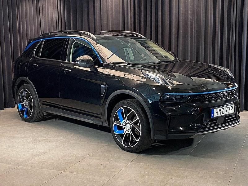 Svart Begagnad 2022 Lynk & Co 01 SUV | 279 500 kr - Bild 1/4