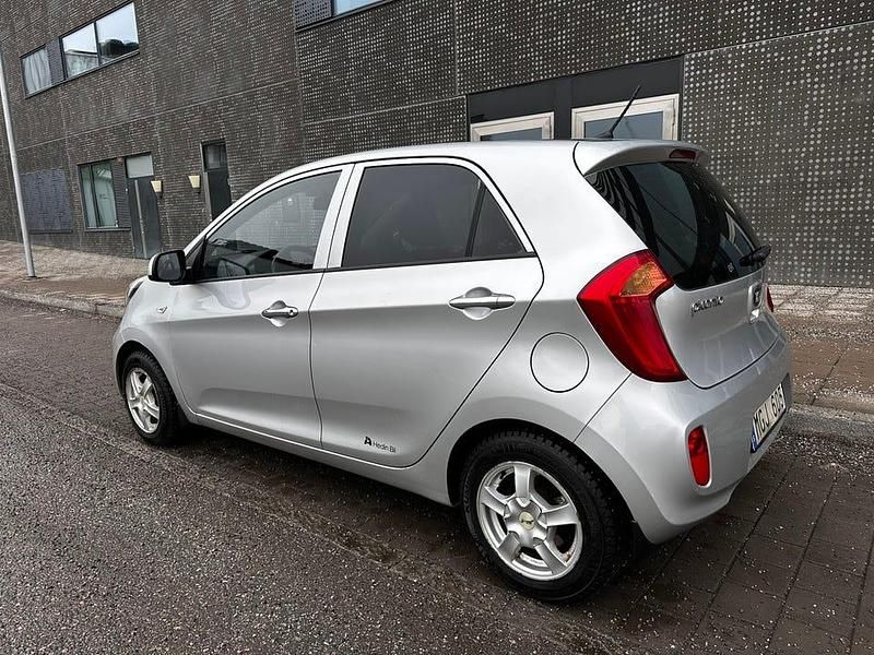 Begagnad Kia Picanto 68 HK (50 kW) 2014 Halvkombi