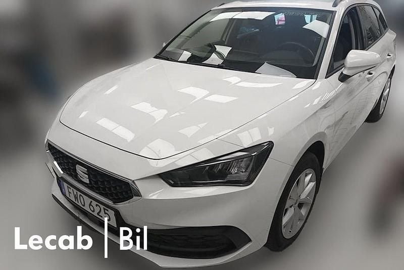 Vit Begagnad 2022 Seat Leon Kombi | 209 500 kr (Marknadspris) - Bild 1/1