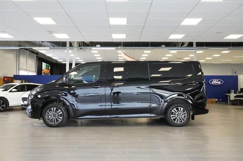 Ny Ford Transit Custom 2025 Svart Van