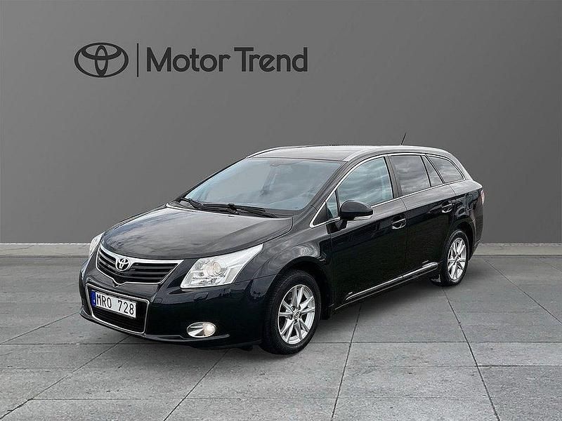 Mörkblå Begagnad 2011 Toyota Avensis Edition Kombi | 69 900 kr (Marknadspris) - Bild 1/4