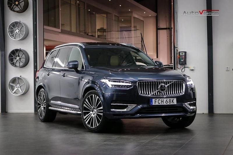 Blå Begagnad 2022 Volvo XC90 Inscription SUV | 569 900 kr - Bild 1/4