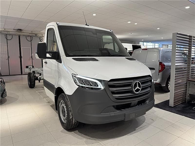 Vit Ny 2025 Mercedes Sprinter Van | 587 500 kr - Bild 1/4