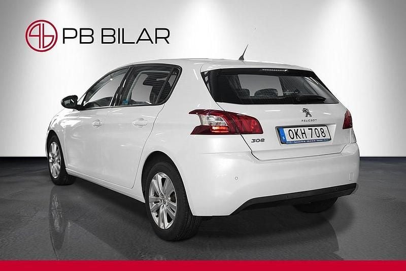 Begagnad Peugeot 308 Active 120 HK (88 kW) 2016 Vit Halvkombi