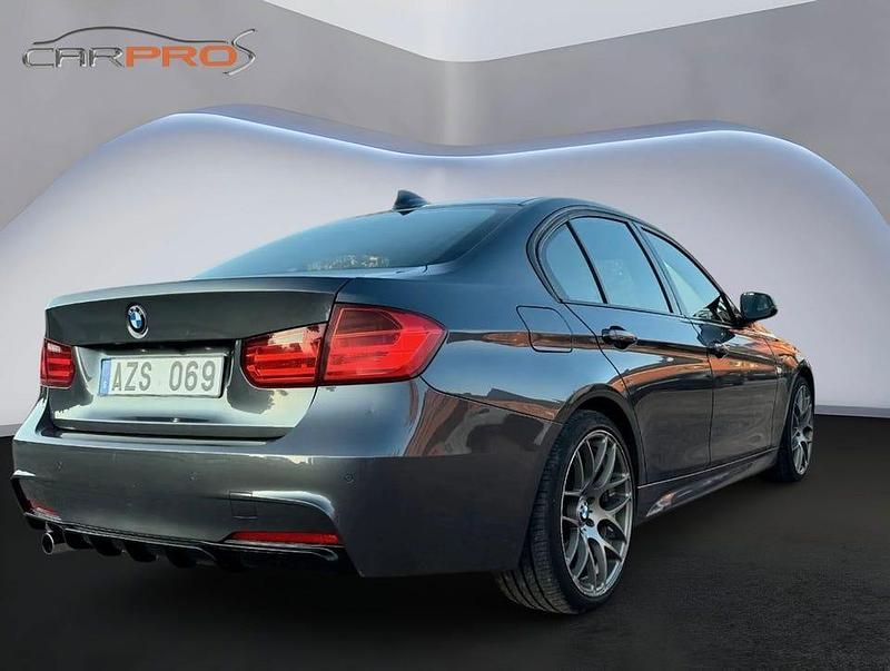 Begagnad BMW 320 M Sport 184 HK (135 kW) 2012 Grå Sedan