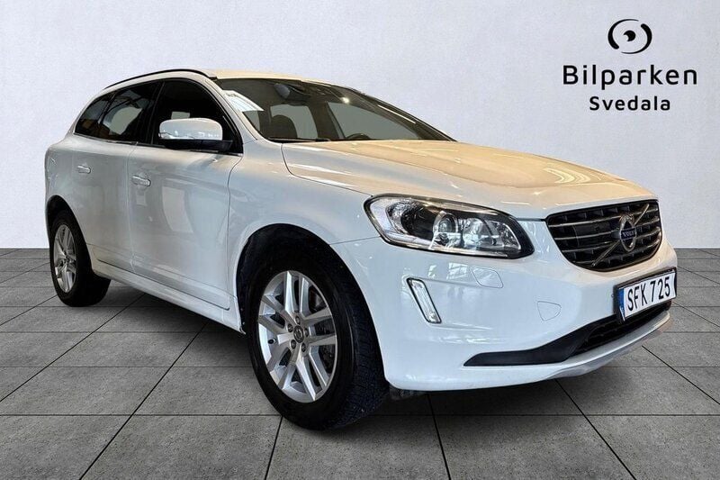 Vit Begagnad 2017 Volvo XC60 Standard SUV | 179 990 kr (Bra pris) - Bild 1/4