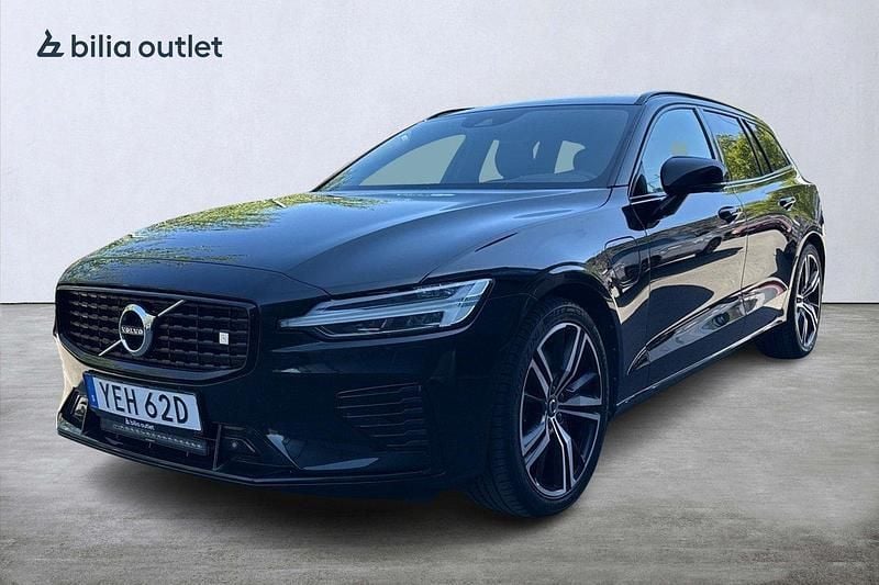 Svart Begagnad 2021 Volvo V60 R-Design Kombi | 339 900 kr (Superpris) - Bild 1/3