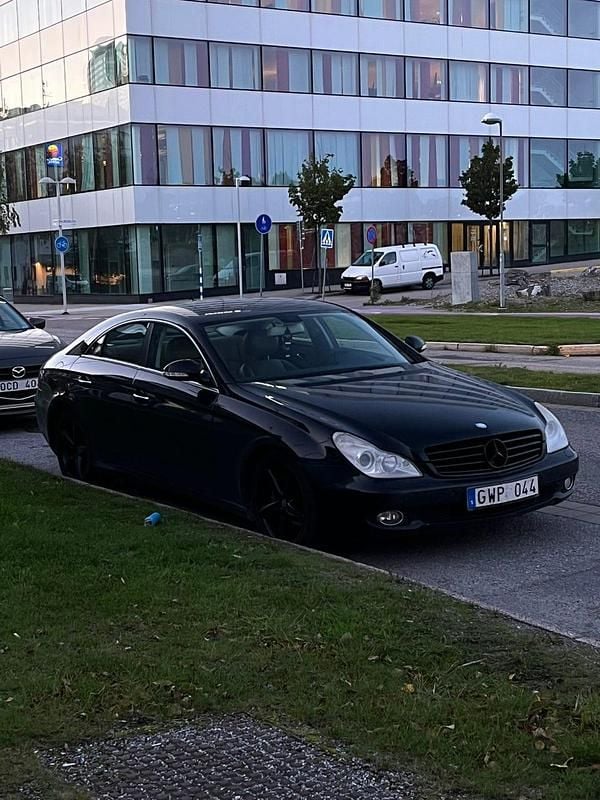 Begagnad 2008 Mercedes CLS350 Sportkupé | 79 000 kr (Lite dyr) - Bild 1/4