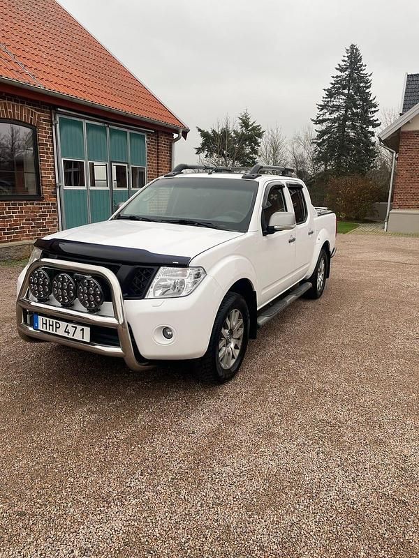 Begagnad 2013 Nissan Navara Pickup | 124 000 kr - Bild 1/4