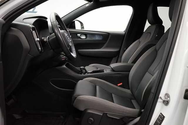 Begagnad Volvo XC40 299 kW (407 HK) 2023 SUV