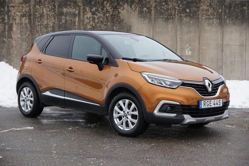 Begagnad Renault Captur Intens 90 HK (66 kW) 2019 Orange SUV