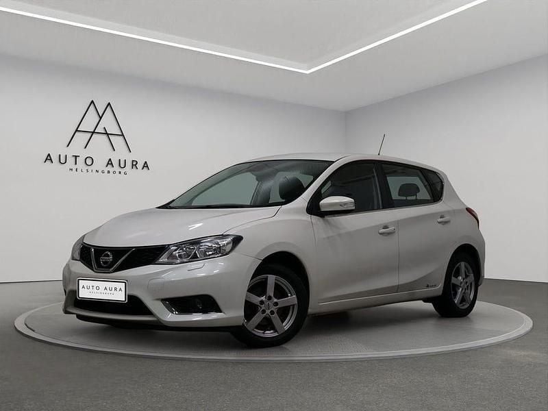Begagnad Nissan Pulsar 116 HK (85 kW) 2017 Vit Halvkombi