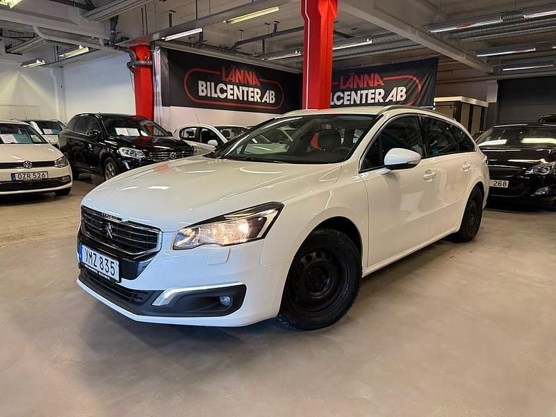 Vit Begagnad 2017 Peugeot 508 SW Kombi | 109 000 kr (Marknadspris) - Bild 1/4