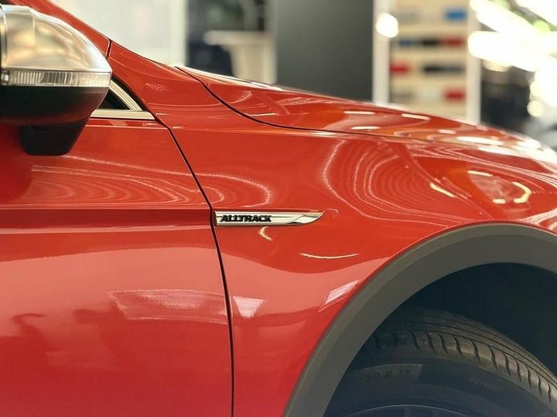 Begagnad VW Passat Alltrack 190 HK (139 kW) 2015 Orange Kombi