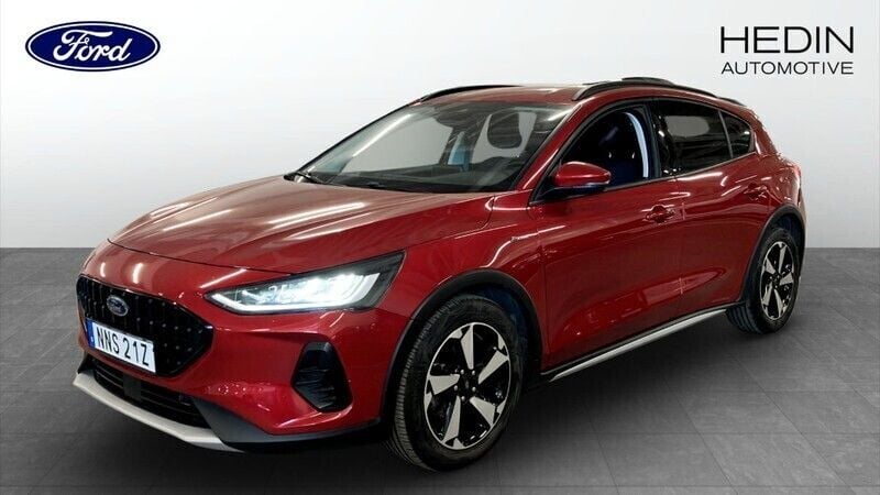 Begagnad 2022 Ford Focus Active Halvkombi | 184 900 kr (Marknadspris) - Bild 1/4
