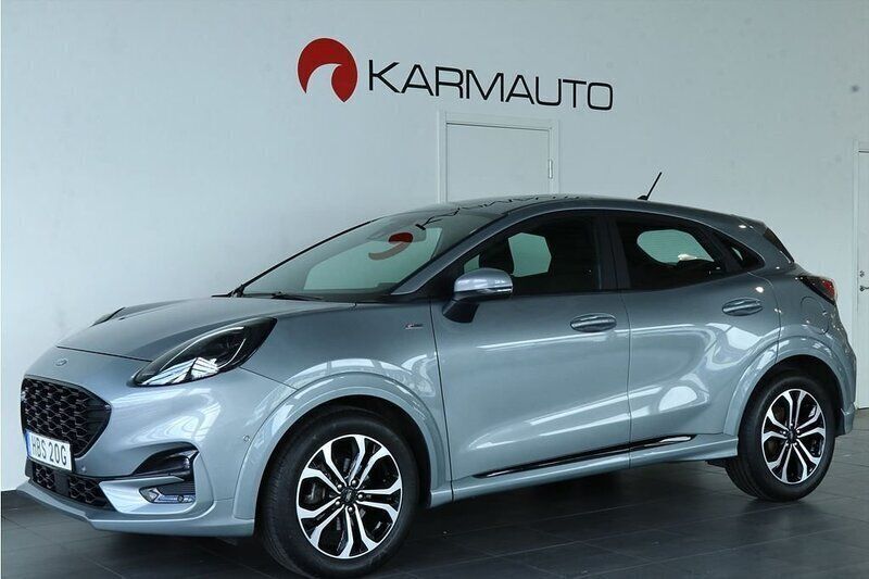 Grå Begagnad 2022 Ford Puma SUV | 239 900 kr (Marknadspris) - Bild 1/4