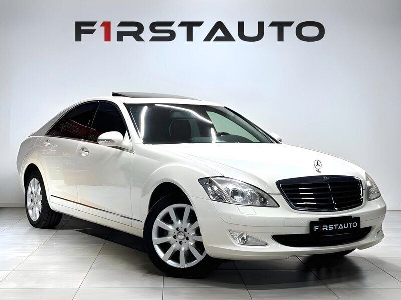 Vit Begagnad 2009 Mercedes S350 Sedan | 249 900 kr - Bild 1/4