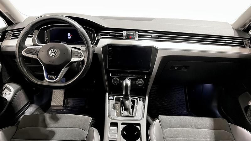 Begagnad VW Passat GTE 156 HK (114 kW) 2019 Svart Sedan