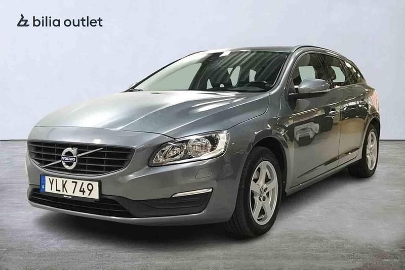 Grå Begagnad 2017 Volvo V60 Kombi | 164 900 kr - Bild 1/1