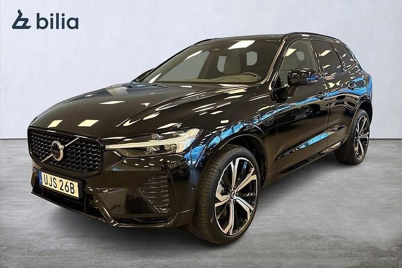 Begagnad Volvo XC60 Plus 355 HK (261 kW) 2023 Svart SUV