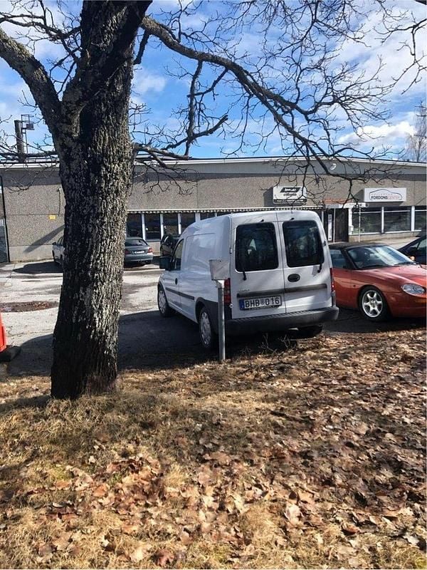 Begagnad Opel Combo 94 HK (69 kW) 2008 Vit Van