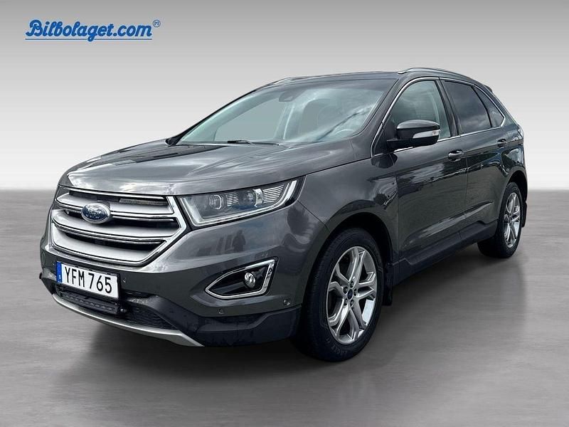Grå Begagnad 2016 Ford Edge Titanium SUV | 219 900 kr (Lite dyr) - Bild 1/4