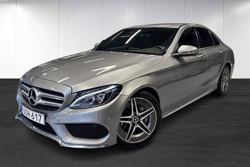 Silver Begagnad 2016 Mercedes C220 AMG Sedan | 269 900 kr (Lite dyr) - Bild 1/4