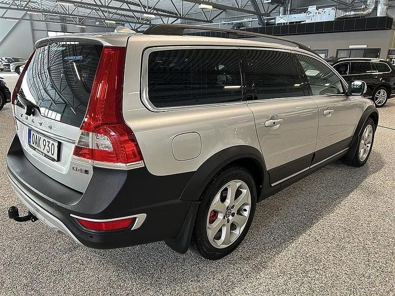 Begagnad Volvo XC70 Standard 181 HK (133 kW) 2016 Silver Kombi