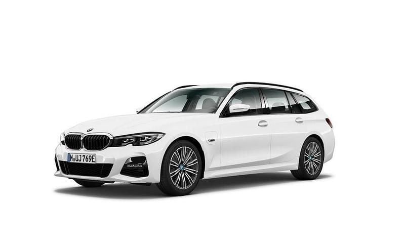 Alpinvit Begagnad 2022 BMW 330 M Sport Kombi | 319 500 kr (Bra pris) - Bild 1/2