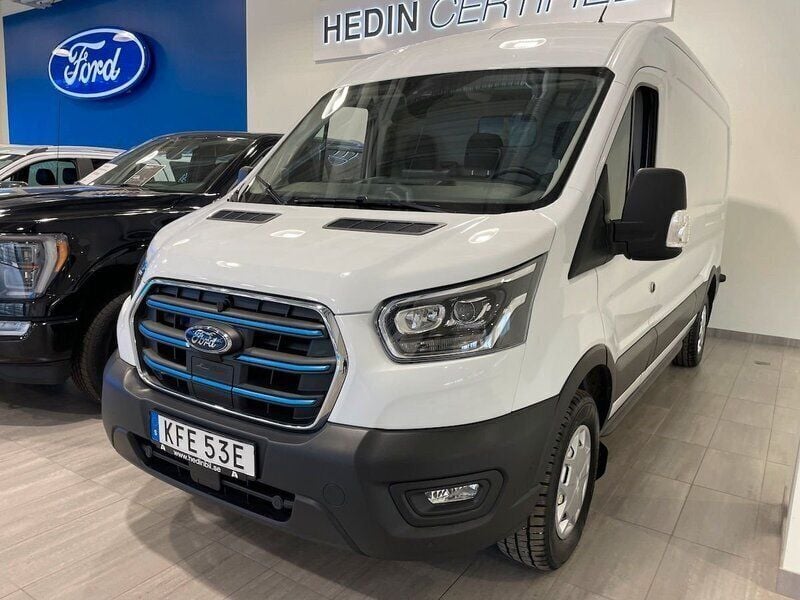 Vit Begagnad 2022 Ford Transit Trend Van | 499 875 kr - Bild 1/4