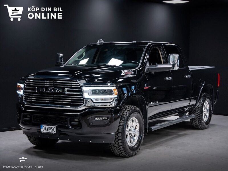 Svart Begagnad 2021 Dodge Ram Pickup | 1 195 000 kr - Bild 1/4