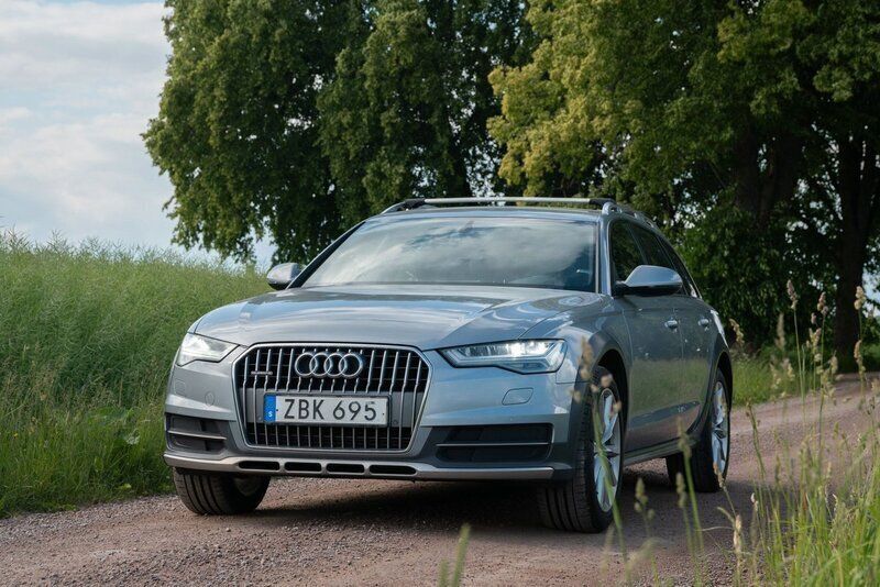 Grå Begagnad 2018 Audi A6 Allroad Kombi | 249 900 kr (Superpris) - Bild 1/4