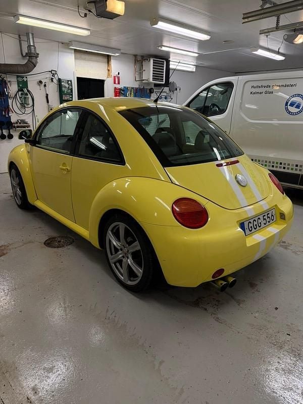 Begagnad VW New Beetle 116 HK (85 kW) 1999 Halvkombi