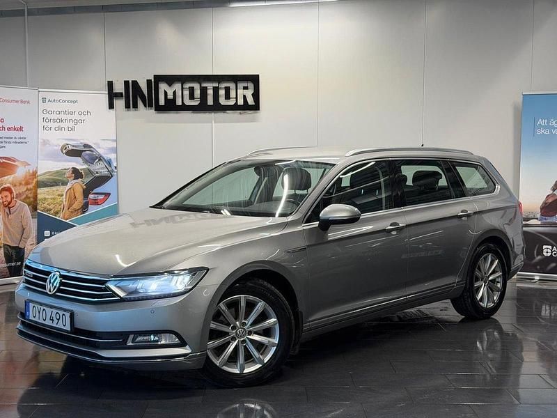 Silver Begagnad 2015 VW Passat GT Kombi | 124 900 kr (Lite dyr) - Bild 1/4