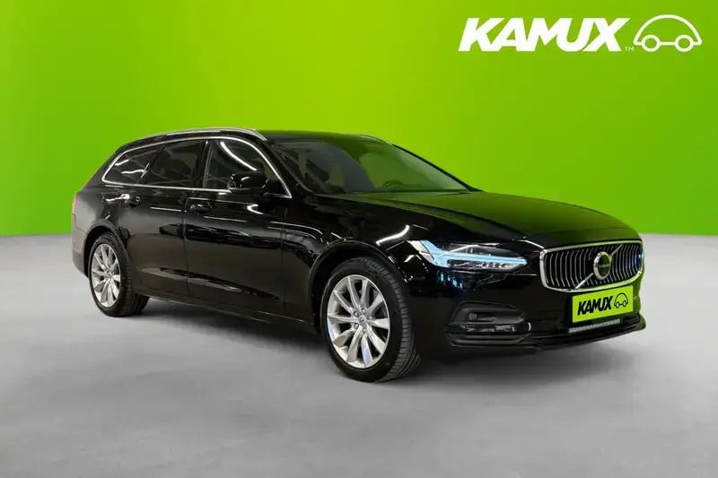 Svart Begagnad 2021 Volvo V90 Momentum Kombi | 298 700 kr - Bild 1/4