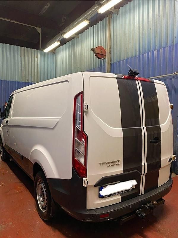 Begagnad 2015 Ford Transit Custom Minibuss | 105 000 kr (Superpris) - Bild 1/4