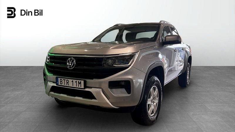 Silver (medium silver metallic) Ny 2025 VW Amarok Life Pickup | 632 375 kr (Lite dyr) - Bild 1/4