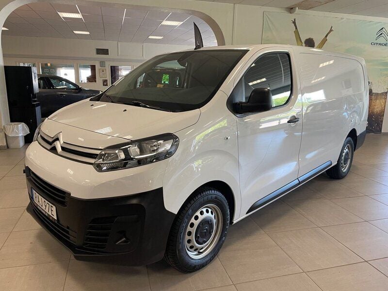 Vit Begagnad 2023 Citroën Jumpy Business Class Minibuss | 329 000 kr (Marknadspris) - Bild 1/4