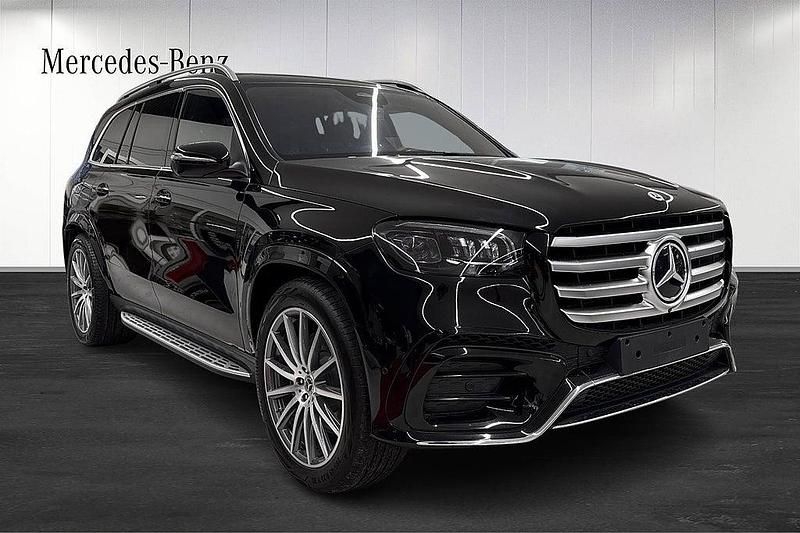 Ny Mercedes GLS450 367 HK (269 kW) 2025 Svart SUV
