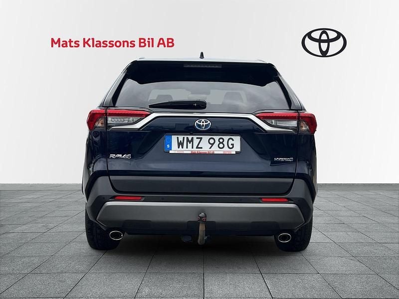 Begagnad Toyota RAV4 Hybrid Executive 224 HK (164 kW) 2019 Mörkblå SUV