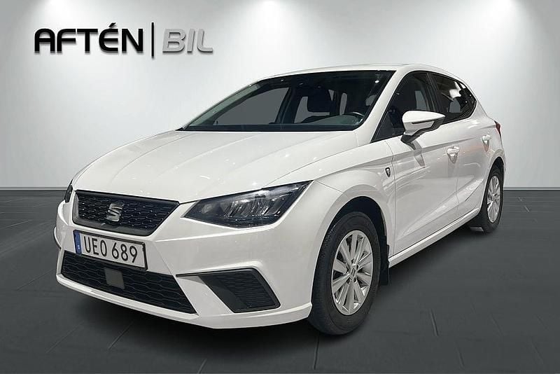 Vit Begagnad 2022 Seat Ibiza Halvkombi | 168 800 kr (Marknadspris) - Bild 1/3