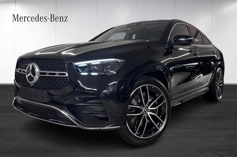 Svart (black) Ny 2025 Mercedes GLE350e Premium Sportkupé | 1 178 950 kr - Bild 1/4