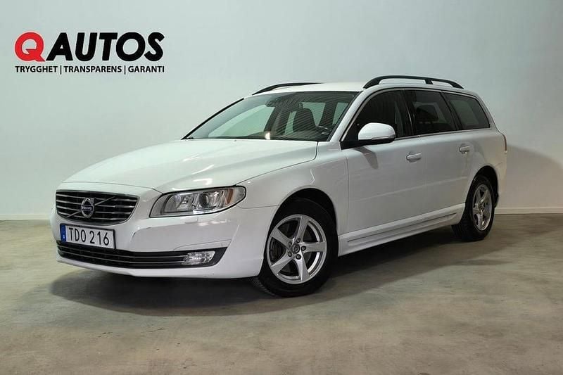 Vit Begagnad 2015 Volvo V70 Momentum Kombi | 119 600 kr (Bra pris) - Bild 1/3