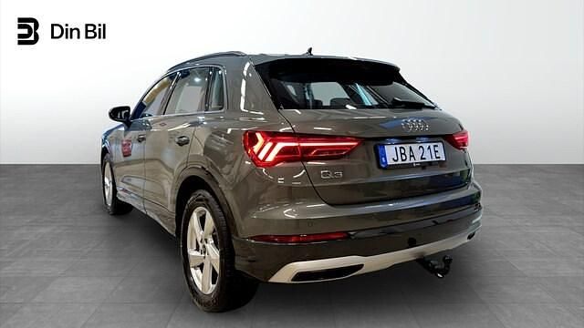 Begagnad Audi Q3 Advanced 150 HK (110 kW) 2024 Grå SUV