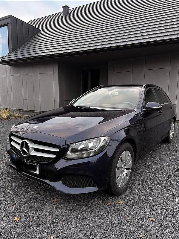Begagnad 2016 Mercedes C180 Kombi | 105 000 kr (Bra pris) - Bild 1/4