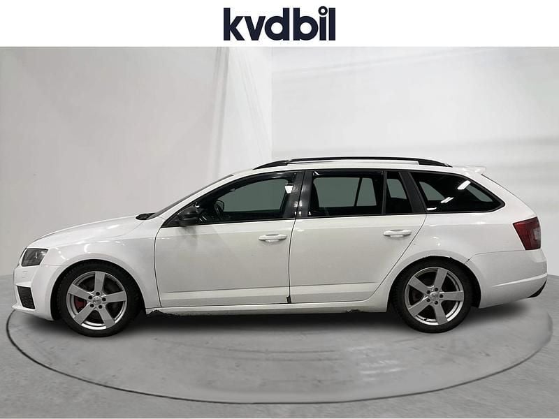 Begagnad Skoda Octavia RS 184 HK (135 kW) 2014 Vit Halvkombi